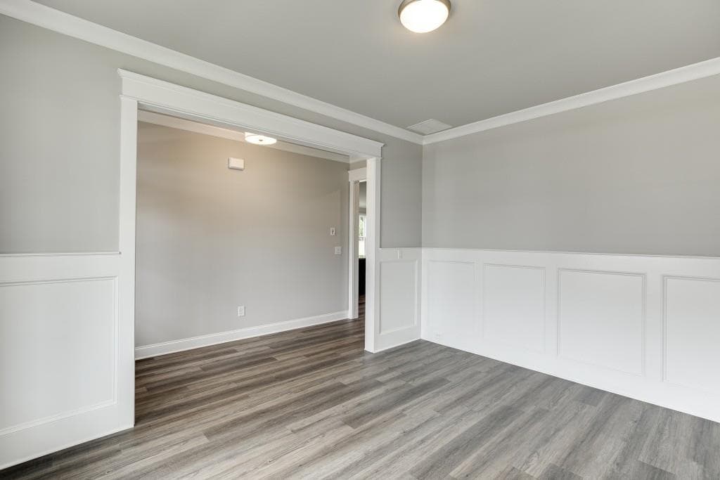 5 bedroom, 4 bathroom, 3,017 sq ft single family residence for sale at 5617 Ernest Way, Flowery Branch, GA 30542 — photo 7