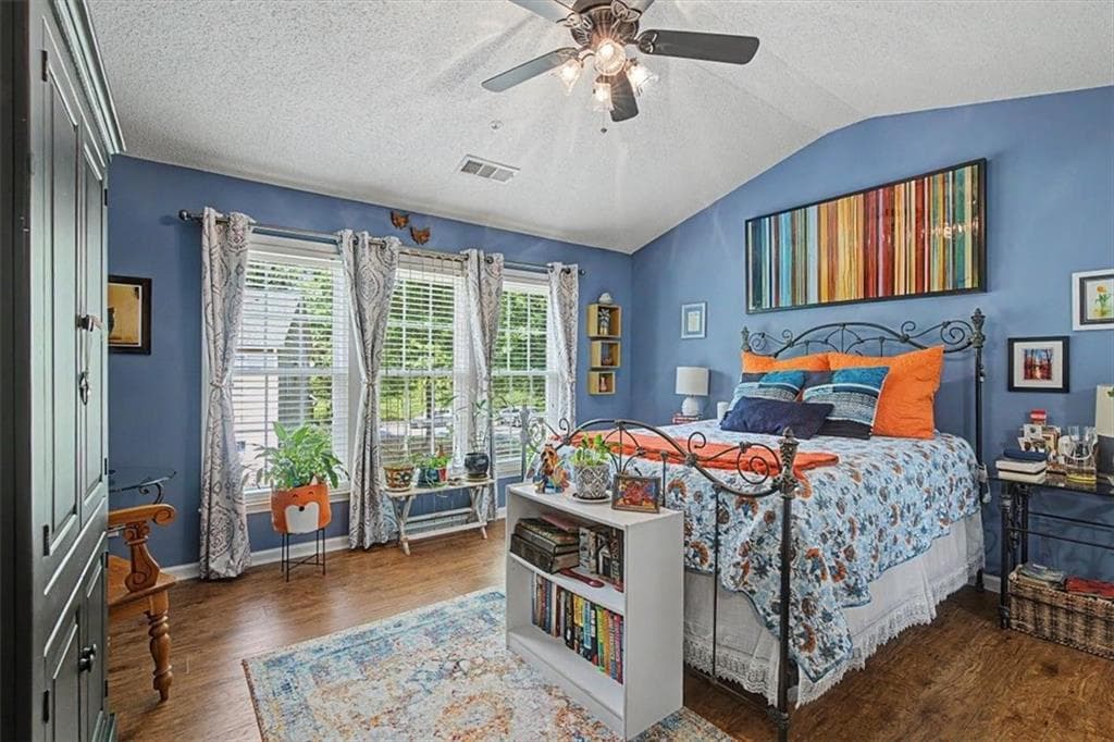 3 bedroom, 3 bathroom, 1,776 sq ft townhouse for sale at 151 Regent Place, Woodstock, GA 30188 — photo 9