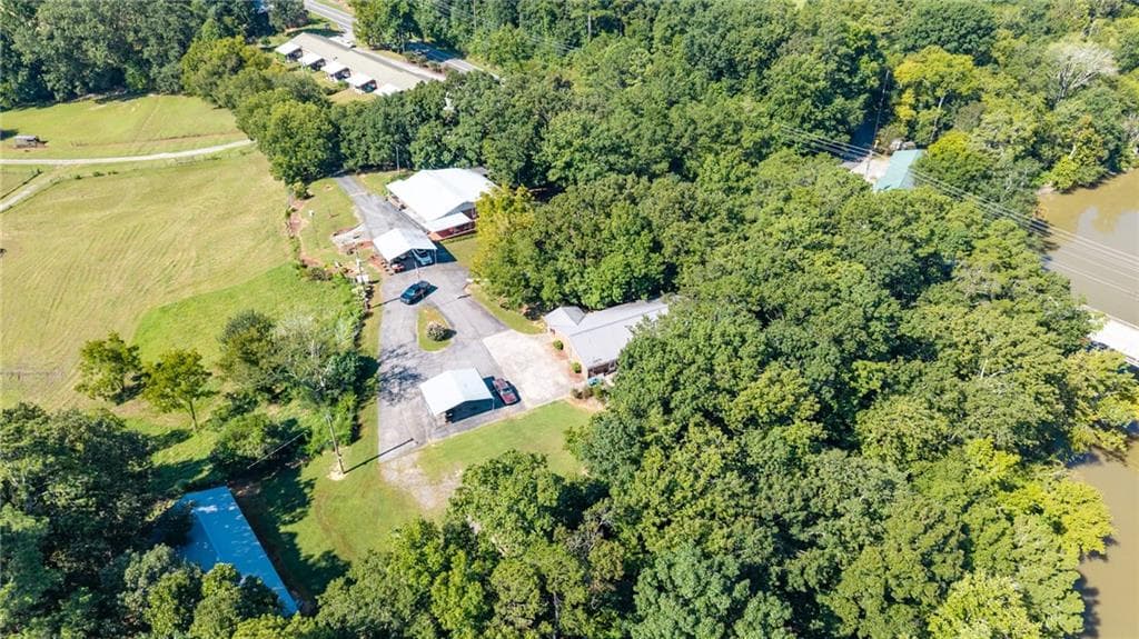 3 bedroom, 2 bathroom, 4,094 sq ft single family residence for sale at 669 Nicklesville Road, Resaca, GA 30735 — photo 3