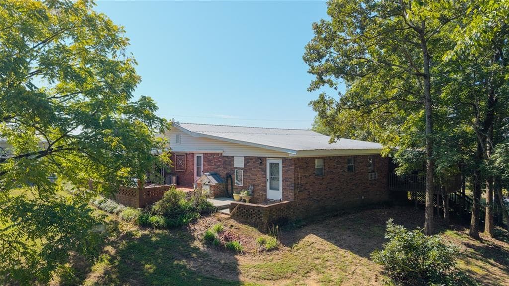 3 bedroom, 2 bathroom, 4,094 sq ft single family residence for sale at 669 Nicklesville Road, Resaca, GA 30735 — photo 4