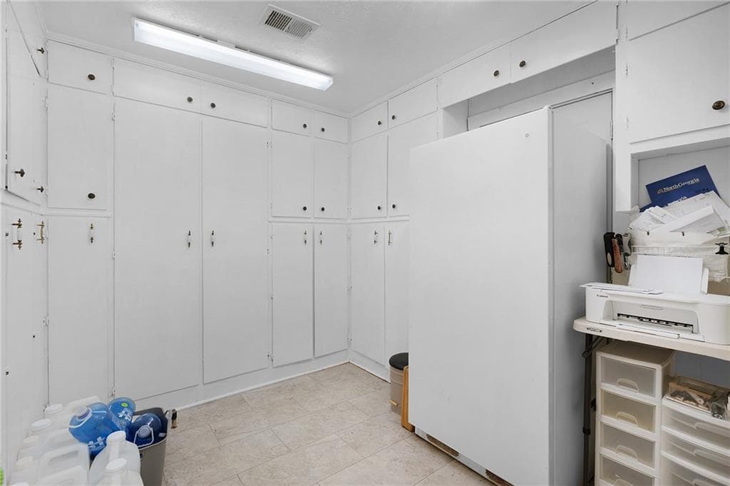 3 bedroom, 2 bathroom, 4,094 sq ft single family residence for sale at 669 Nicklesville Road, Resaca, GA 30735 — photo 10