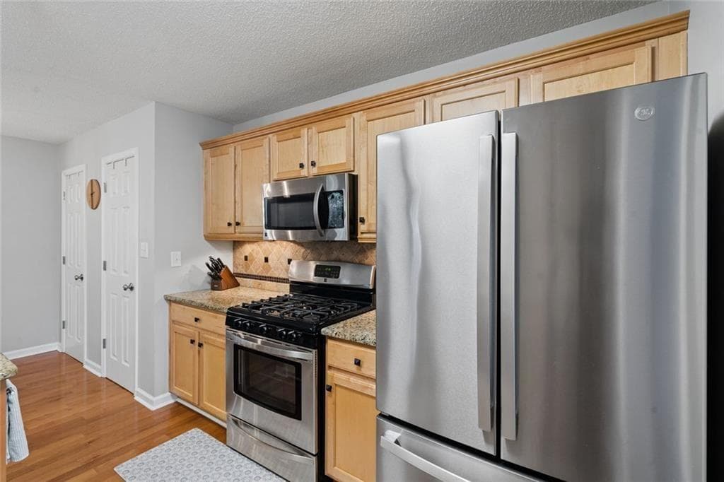 3 bedroom, 3 bathroom, 2,597 sq ft single family residence under contract at 954 Wandering Vine Drive, Mableton, GA 30126 — photo 9
