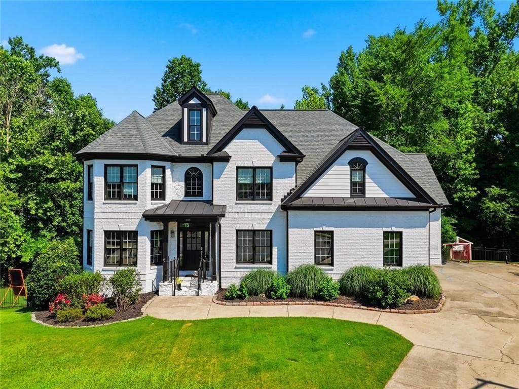 6 bedroom, 5 bathroom, 4,258 sq ft single family residence for sale at 205 Stillwater Glen, Woodstock, GA 30188