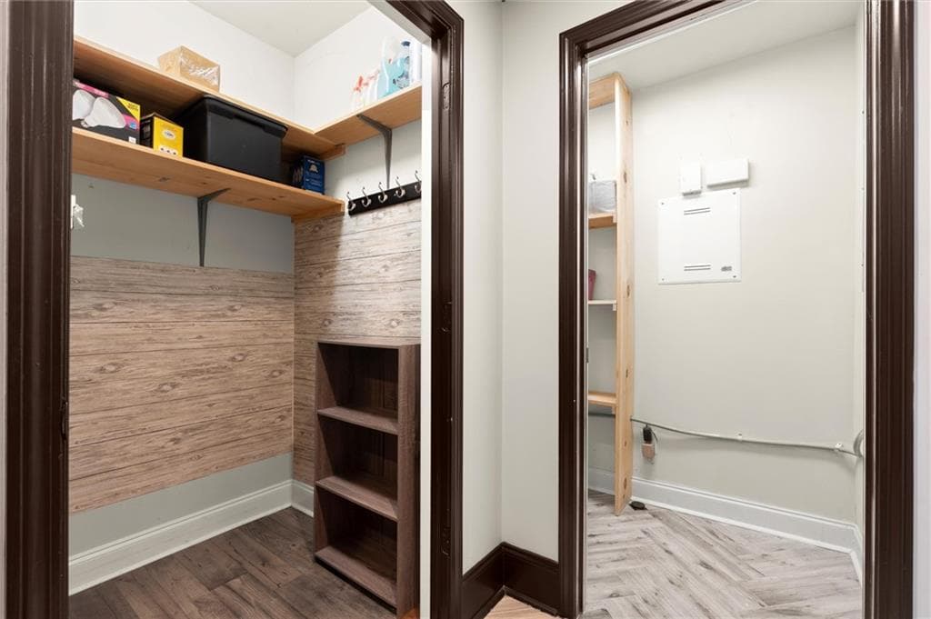 4 bedroom, 5 bathroom, 3,200 sq ft townhouse for rent at 5583 Julian Place, Atlanta, GA 30342 for $4,699 a month — photo 3