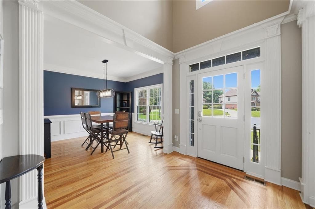 6 bedroom, 5 bathroom, 4,258 sq ft single family residence for sale at 205 Stillwater Glen, Woodstock, GA 30188 — photo 8