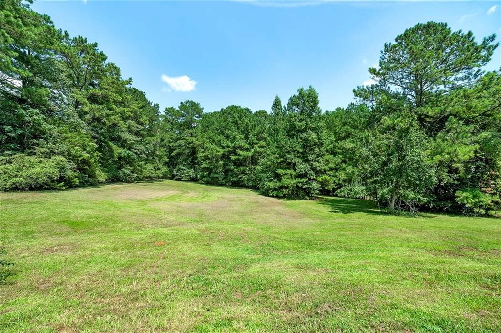3 bedroom, 3 bathroom, 2,322 sq ft single family residence under contract at 2450 McGarity Road, Mcdonough, GA 30252 — photo 7