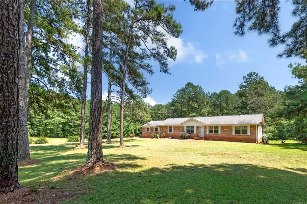 3 bedroom, 3 bathroom, 2,322 sq ft single family residence under contract at 2450 McGarity Road, Mcdonough, GA 30252 — photo 10