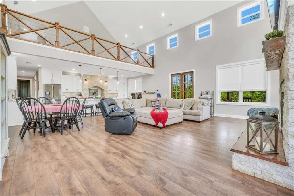 5 bedroom, 5 bathroom, 4,055 sq ft single family residence for sale at 1384 Hopewell Road, Forsyth, GA 31029 — photo 5