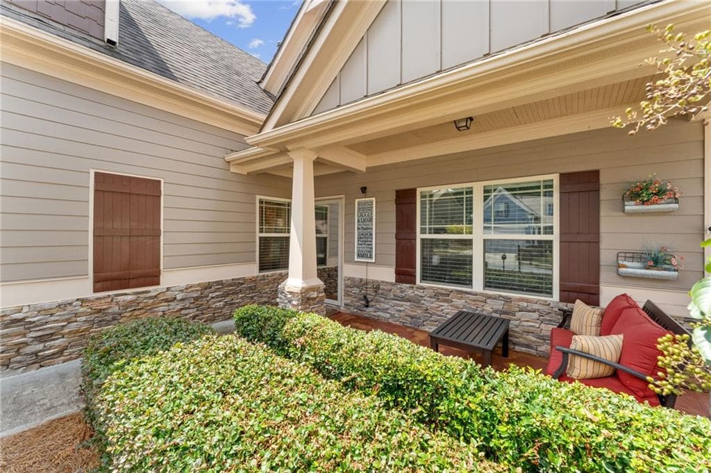 3 bedroom, 2 bathroom, 1,604 sq ft single family residence for sale at 194 Hawthorne Ridge Circle, Dallas, GA 30132 — photo 4