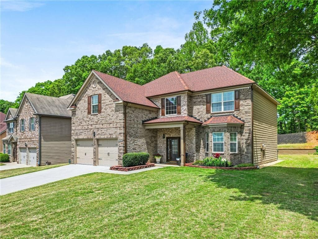 4 bedroom, 3 bathroom, 3,457 sq ft single family residence for sale at 3920 Margaux Drive, Atlanta, GA 30349 — photo 3