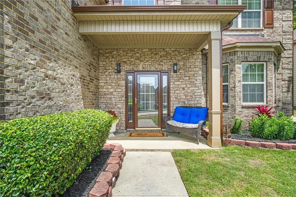 4 bedroom, 3 bathroom, 3,457 sq ft single family residence for sale at 3920 Margaux Drive, Atlanta, GA 30349 — photo 4