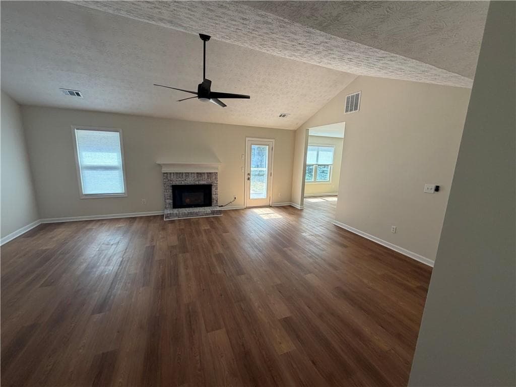 4 bedroom, 2 bathroom, 1,650 sq ft single family residence for rent at 2694 Palm Creek Court, Dacula, GA 30019 for $2,550 a month — photo 4