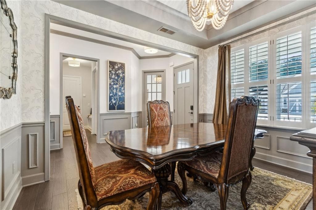 4 bedroom, 4 bathroom, 3,475 sq ft single family residence under contract at 1442 Crestwind Road, Kennesaw, GA 30152 — photo 7