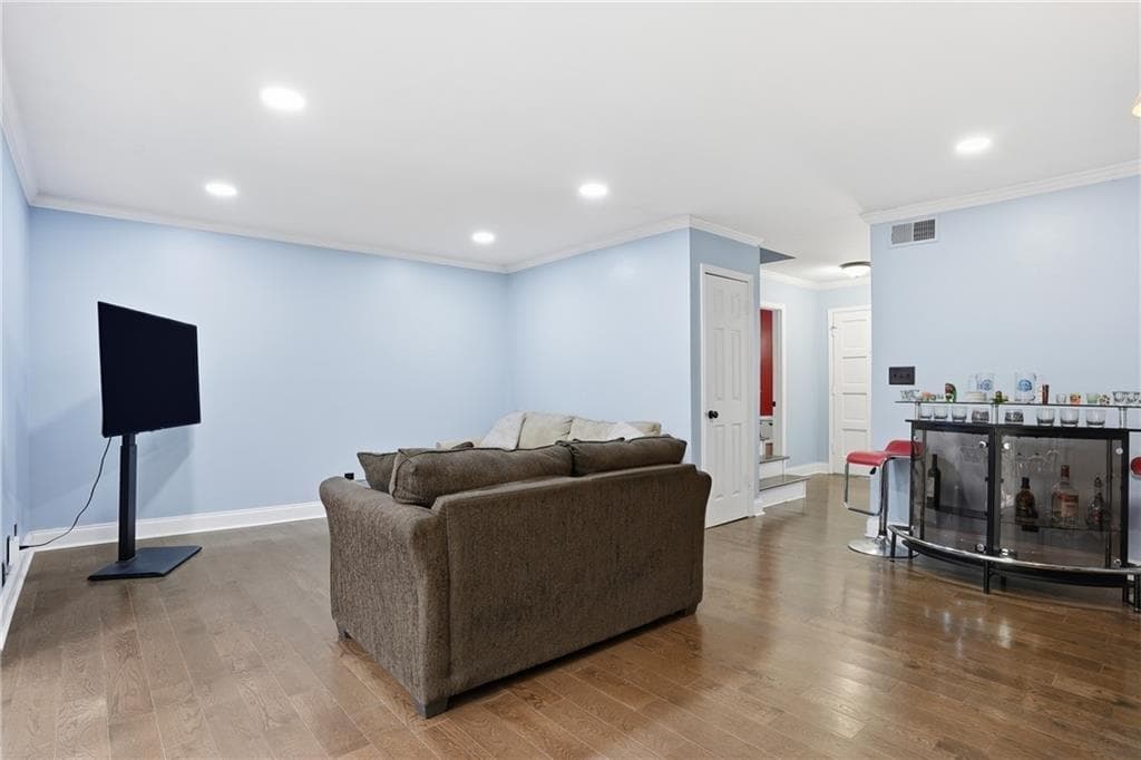 3 bedroom, 3 bathroom, 1,444 sq ft condominium for sale at 3320 Northcrest Road C, Atlanta, GA 30340 — photo 8