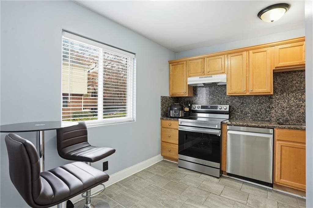 3 bedroom, 3 bathroom, 1,444 sq ft condominium for sale at 3320 Northcrest Road C, Atlanta, GA 30340 — photo 9