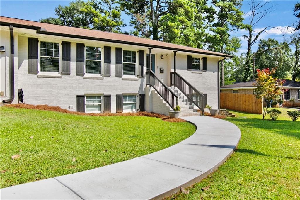 5 bedroom, 3 bathroom, 3,088 sq ft single family residence under contract at 274 North Avenue, Hiram, GA 30141 — photo 3