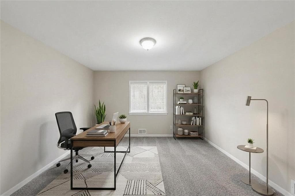 3 bedroom, 2 bathroom, 1,979 sq ft single family residence under contract at 3570 Hogan Road, Atlanta, GA 30331 — photo 6