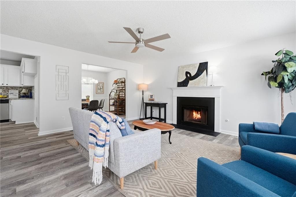 3 bedroom, 3 bathroom, 2,176 sq ft single family residence under contract at 465 Cherry Branch Lane, Fairburn, GA 30213 — photo 6