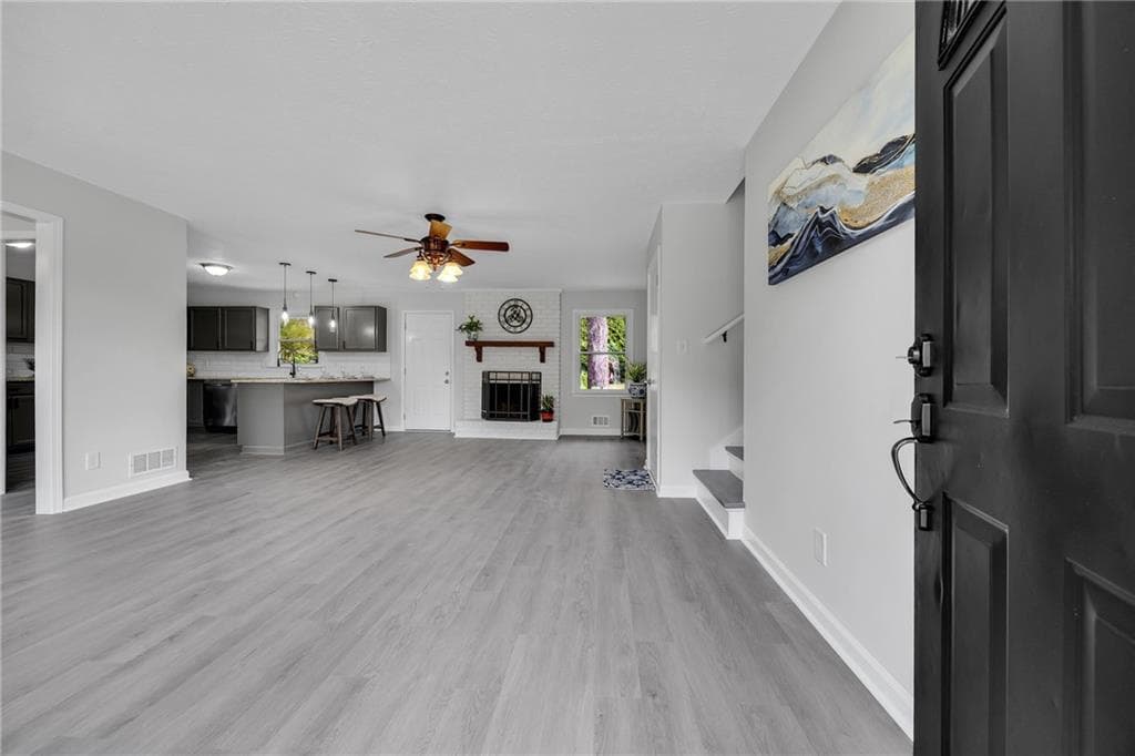 3 bedroom, 2 bathroom, 1,456 sq ft single family residence for sale at 3417 Creekwood Drive, Conyers, GA 30094 — photo 3