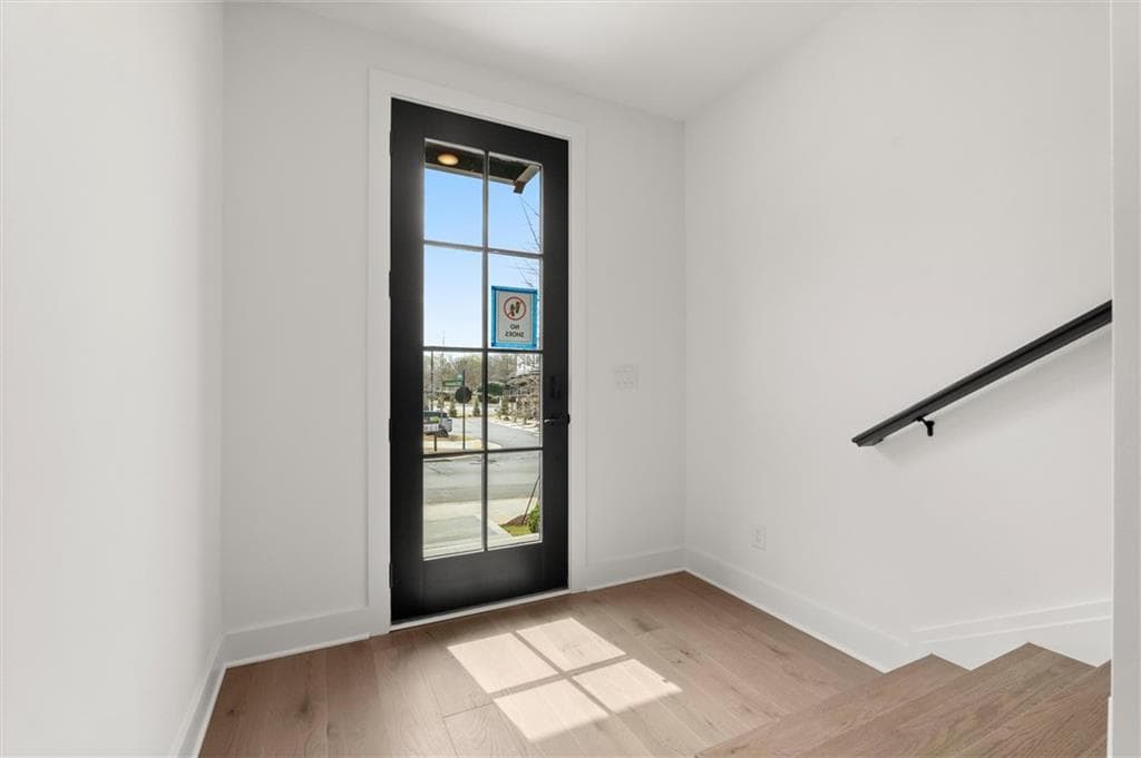 4 bedroom, 5 bathroom, 2,649 sq ft townhouse for sale at 441 Mezzo Lane 93, Alpharetta, GA 30009 — photo 4
