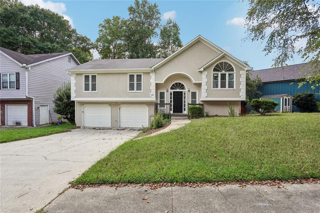 3 bedroom, 3 bathroom, 2,174 sq ft single family residence for sale at 3833 Deercreek Drive, Powder Springs, GA 30127 — photo 1 of 52