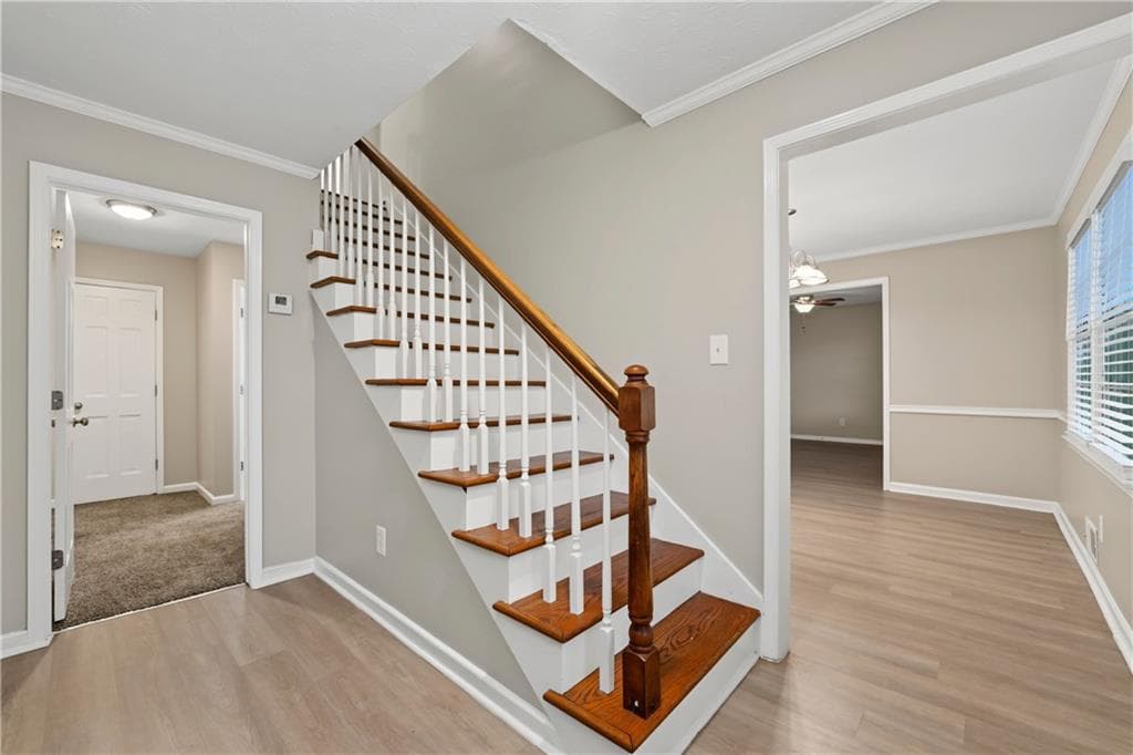 3 bedroom, 3 bathroom, 1,864 sq ft single family residence for sale at 212 Sarann Court, Lilburn, GA 30047 — photo 2