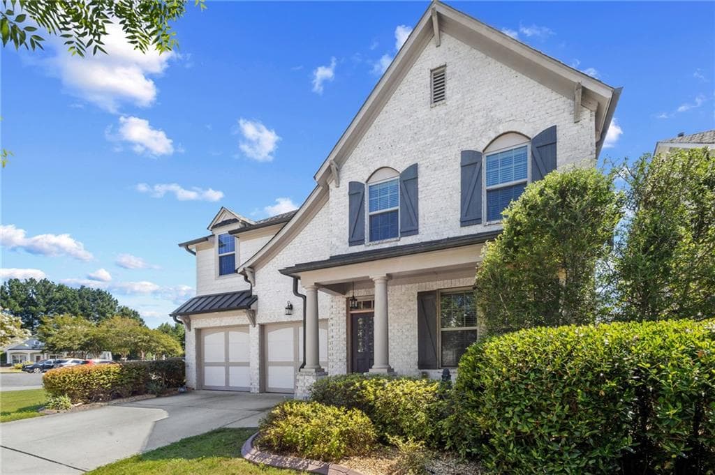 4 bedroom, 3 bathroom, 3,439 sq ft single family residence for sale at 403 Boyd Court, Woodstock, GA 30188 — photo 4