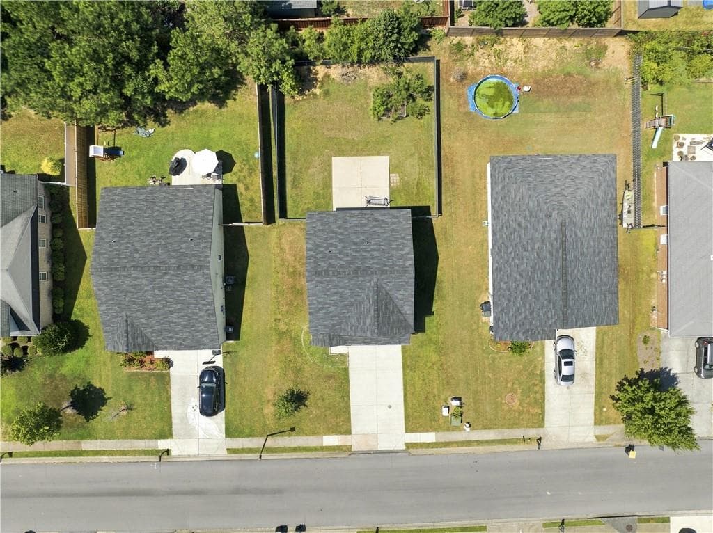 3 bedroom, 3 bathroom, 1,402 sq ft single family residence under contract at 17 Southfork Drive, Rome, GA 30165 — photo 5