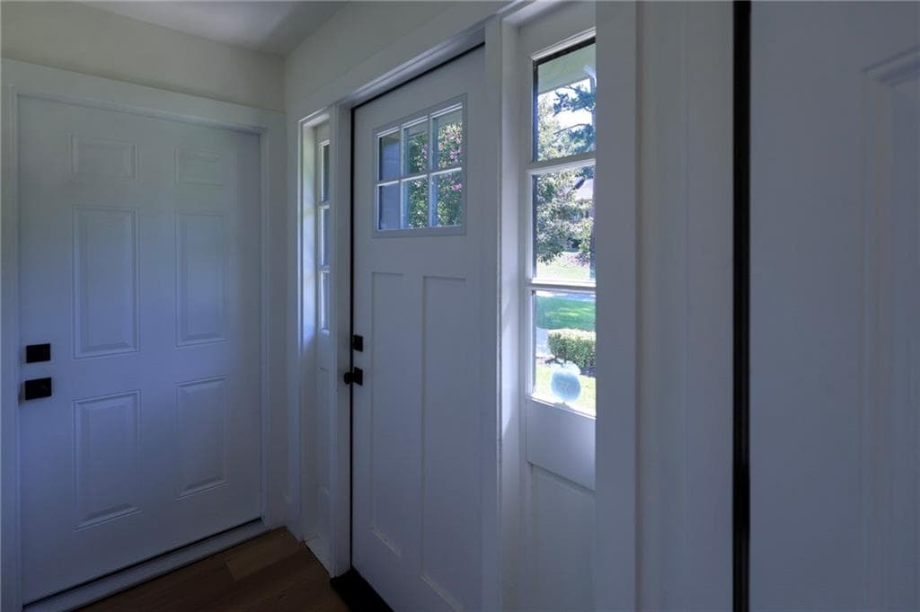 duplex for sale at 150 Hunters Cove, Roswell, GA 30076 — photo 2