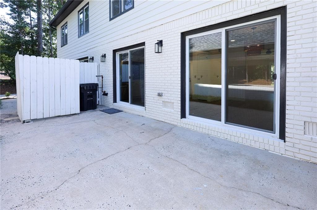 duplex for sale at 150 Hunters Cove, Roswell, GA 30076 — photo 5