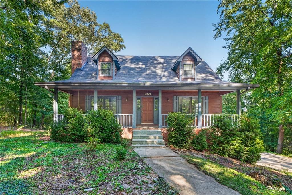 3 bedroom, 2 bathroom, 1,849 sq ft single family residence under contract at 963 Crumbley Road, Mcdonough, GA 30252 — photo 3