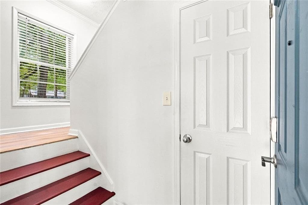 3 bedroom, 2 bathroom, 1,587 sq ft condominium for sale at 4081 Riverlook Parkway 207, Marietta, GA 30067 — photo 5