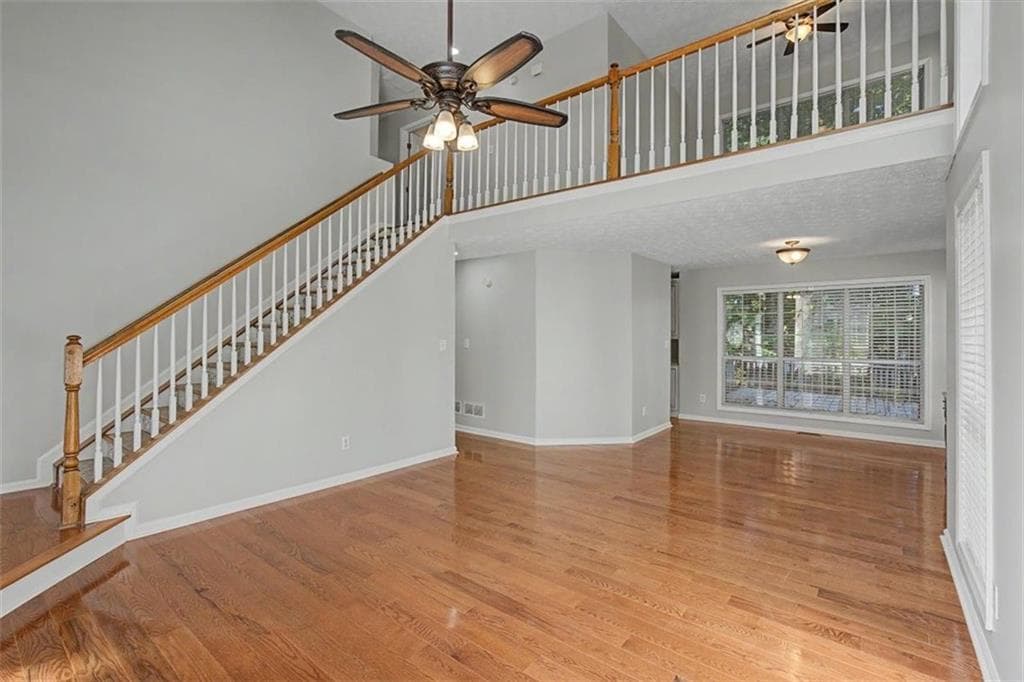 5 bedroom, 4 bathroom, 1,928 sq ft single family residence under contract at 1011 Braelin Court, Woodstock, GA 30189 — photo 8