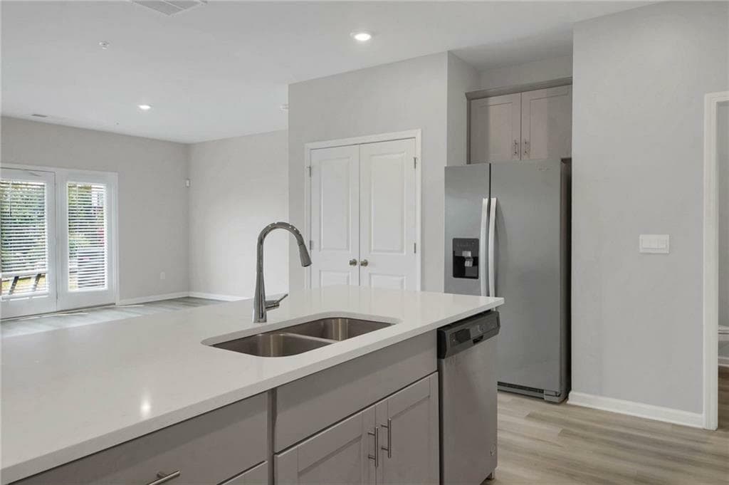 3 bedroom, 3 bathroom, 1,888 sq ft townhouse for sale at 1402 Vayda Court, Marietta, GA 30066 — photo 7