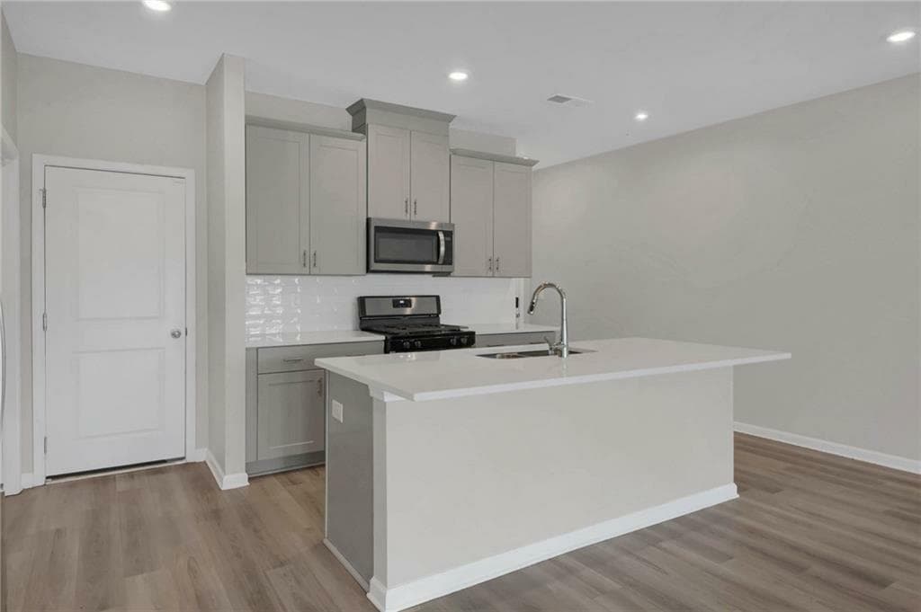 3 bedroom, 3 bathroom, 1,888 sq ft townhouse for sale at 1402 Vayda Court, Marietta, GA 30066 — photo 8