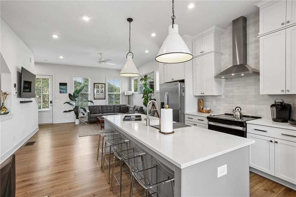 2 bedroom, 3 bathroom, 1,680 sq ft townhouse for sale at 990 Viney Way, Atlanta, GA 30318 — photo 10