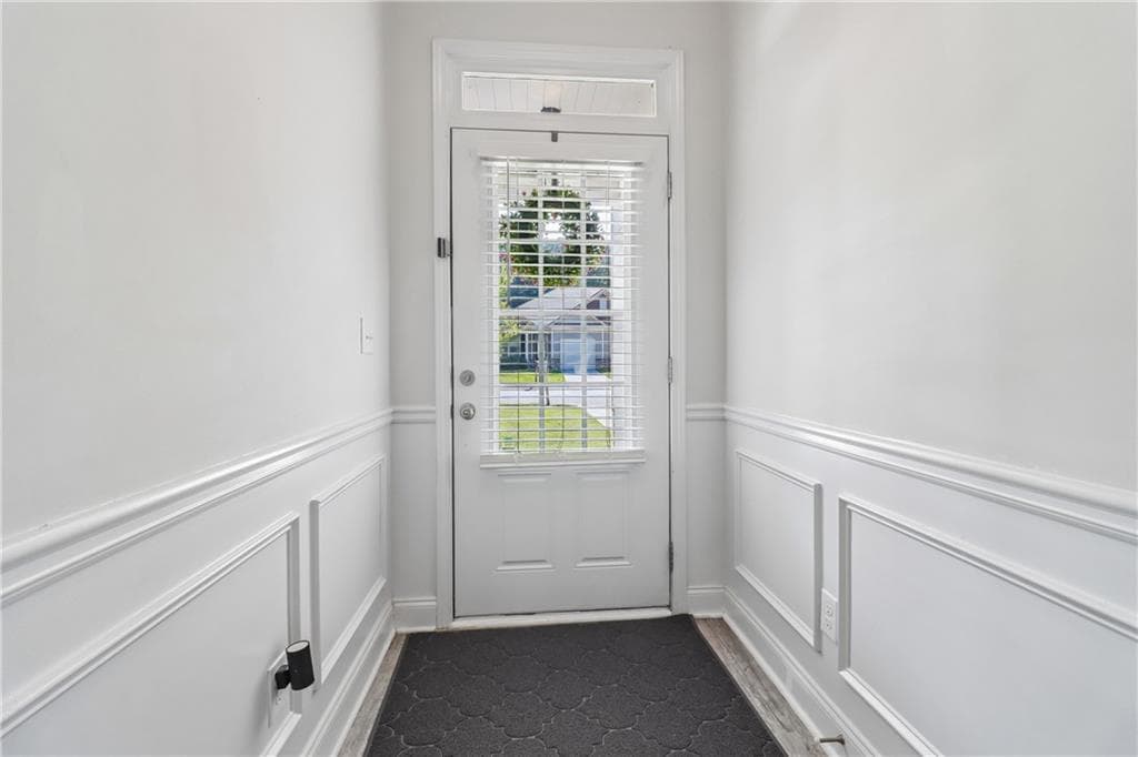 3 bedroom, 2 bathroom, 1,301 sq ft townhouse for sale at 530 Vandenburg Drive, Villa Rica, GA 30180 — photo 6