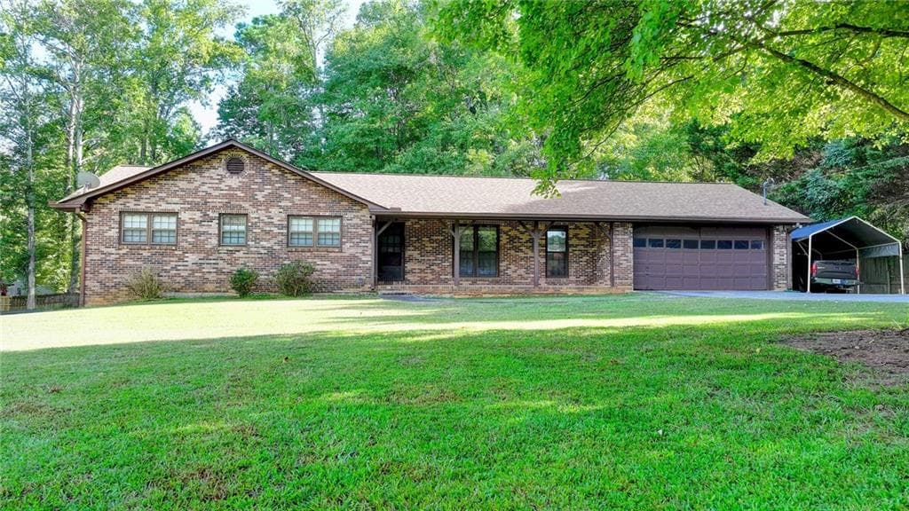 3 bedroom, 3 bathroom, 1,582 sq ft single family residence for sale at 5680 Abbotts Bridge Road, Johns Creek, GA 30097 — photo 3