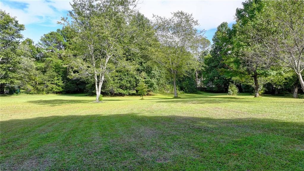 3 bedroom, 3 bathroom, 1,582 sq ft single family residence for sale at 5680 Abbotts Bridge Road, Johns Creek, GA 30097 — photo 4