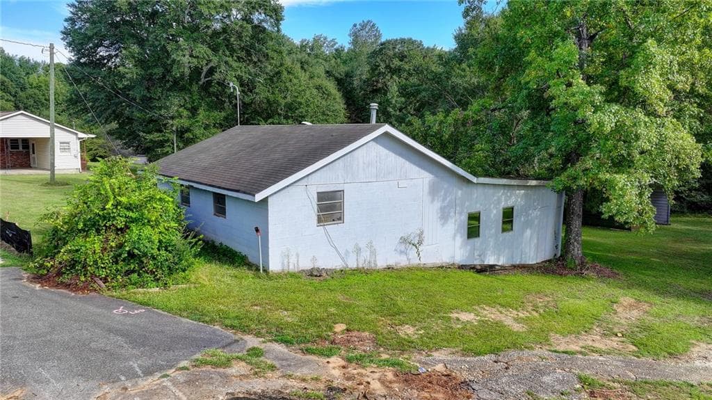 3 bedroom, 3 bathroom, 1,582 sq ft single family residence for sale at 5680 Abbotts Bridge Road, Johns Creek, GA 30097 — photo 10