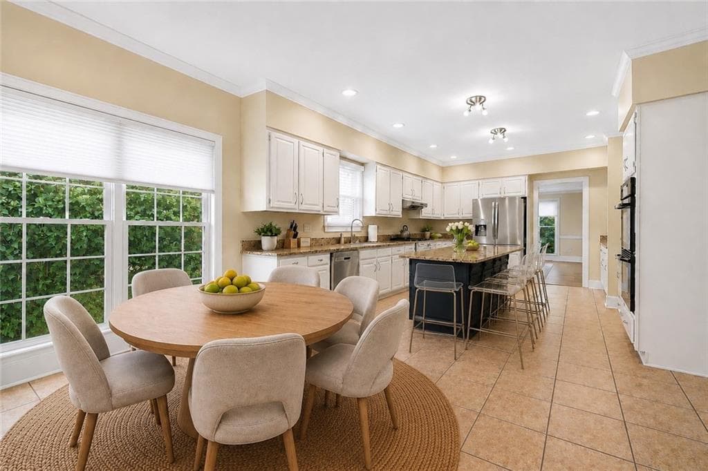 4 bedroom, 4 bathroom, 3,319 sq ft single family residence for rent at 3795 Ashford Trail, Brookhaven, GA 30319 for $4,650 a month — photo 5