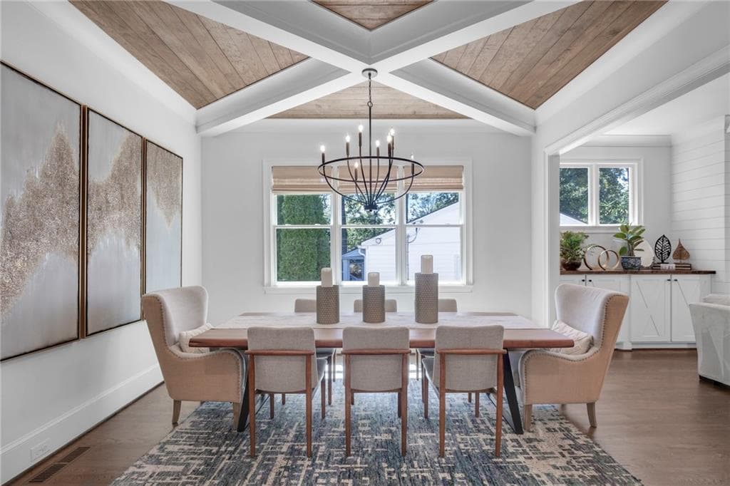6 bedroom, 6 bathroom, 5,600 sq ft single family residence under contract at 2986 Surrey Lane, Atlanta, GA 30341 — photo 5