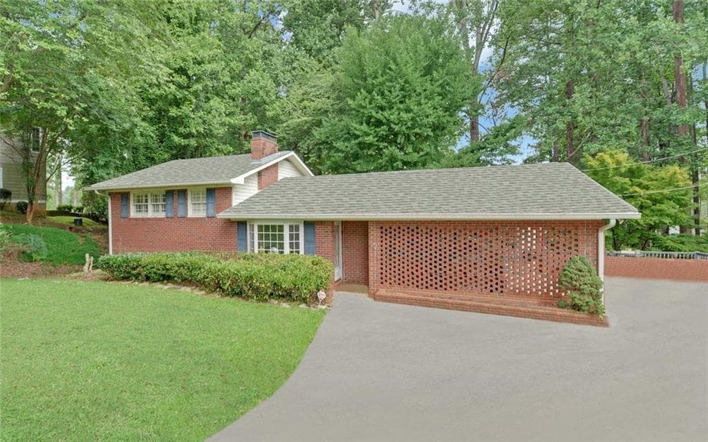 3 bedroom, 3 bathroom, 2,104 sq ft single family residence for sale at 4593 T Moore Road, Oakwood, GA 30566 — photo 3