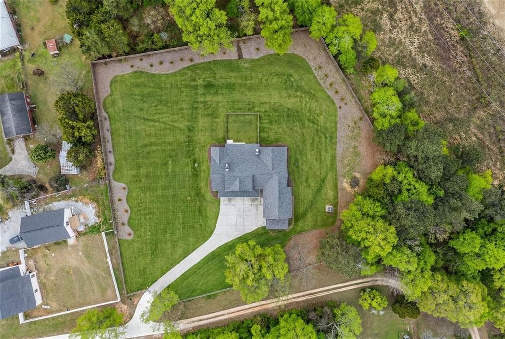 5 bedroom, 4 bathroom, 3,827 sq ft single family residence under contract at 825 Arch Tanner Road, Bethlehem, GA 30620 — photo 8