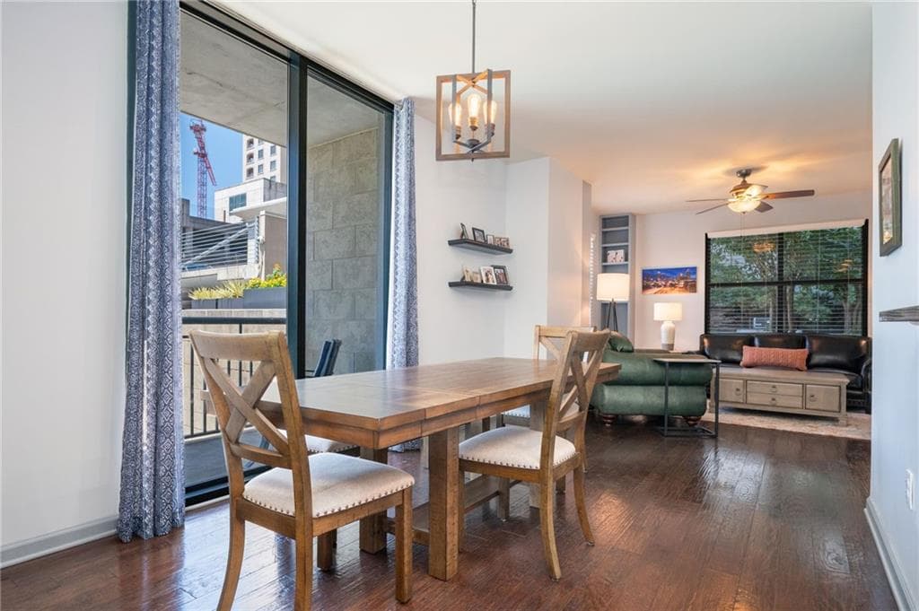 2 bedroom, 2 bathroom, 1,233 sq ft condominium for sale at 3040 Peachtree Road 212, Atlanta, GA 30305 — photo 8