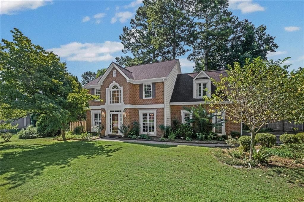 3 bedroom, 3 bathroom, 2,620 sq ft single family residence under contract at 5066 Rodrick Trail, Marietta, GA 30066 — photo 2