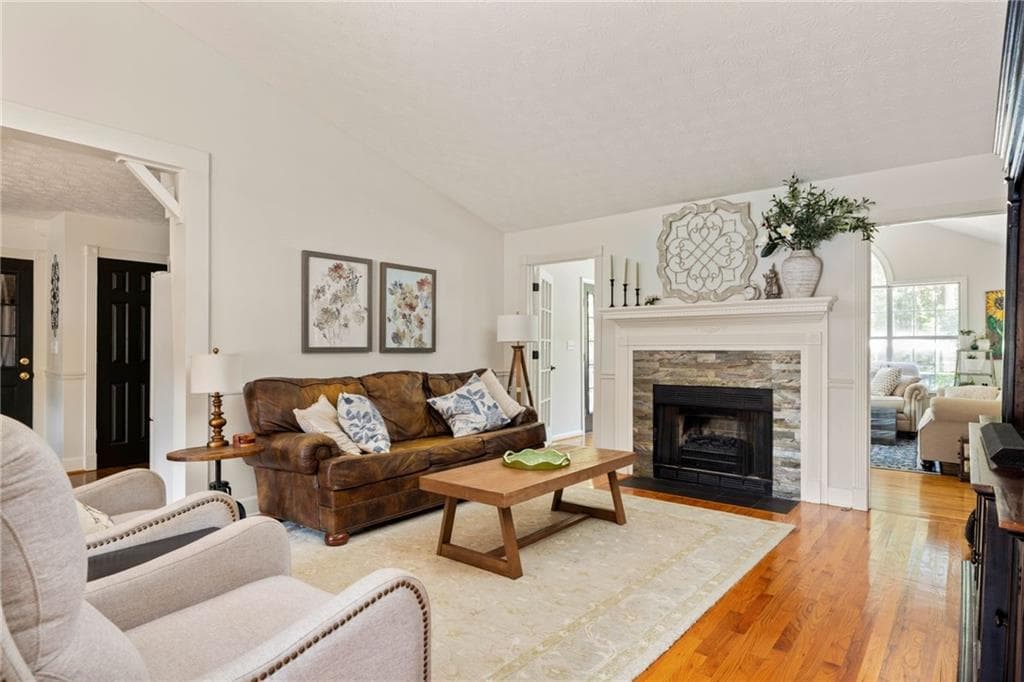 3 bedroom, 2 bathroom, 2,100 sq ft single family residence under contract at 235 Den Ric Drive, Mcdonough, GA 30253 — photo 8