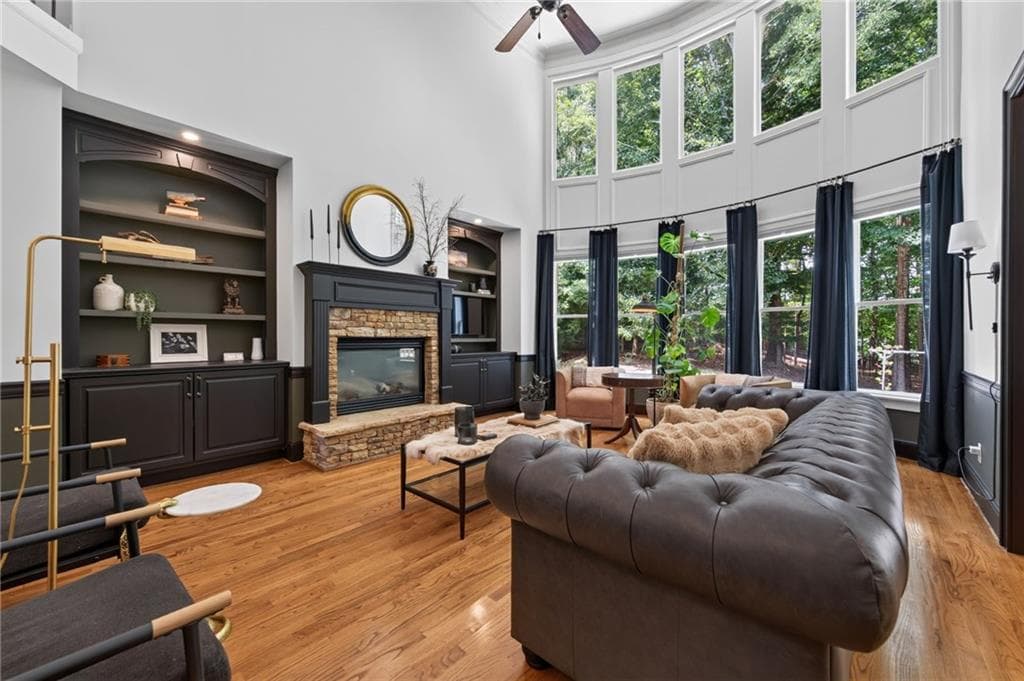 5 bedroom, 4 bathroom, 3,229 sq ft single family residence for sale at 211 Cedarhurst Drive, Canton, GA 30115 — photo 8