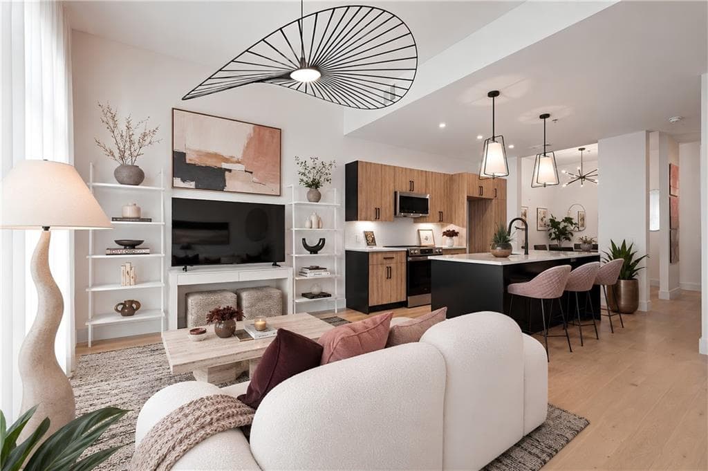 2 bedroom, 2 bathroom, 1,050 sq ft condominium for sale at 567 Ponce De Leon Avenue 510, Atlanta, GA 30308