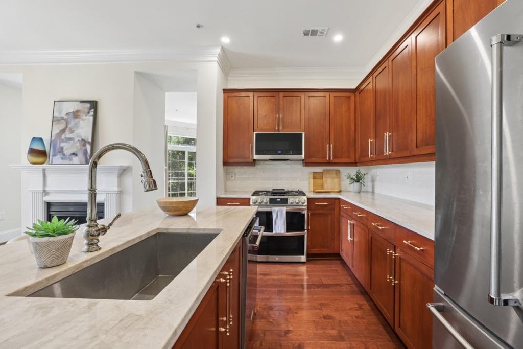 2 bedroom, 3 bathroom, 1,508 sq ft condominium for sale at 1055 Piedmont Avenue 318, Atlanta, GA 30309 — photo 2